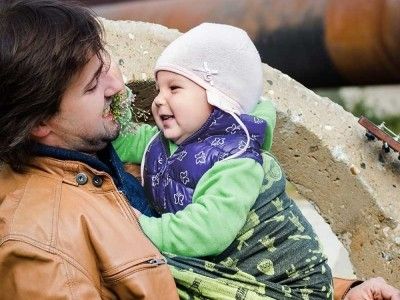 5 vecí, ktoré milujú na nosení otcovia